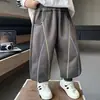Pantalones casuales para niños primavera y otoño 2026 nuevo estilo niños holgados deportivos pants de chándal niños otoño joggers pantalones modernos