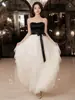 Elegante Vestido Tostado, Bata de Novia, Vestido Casual de Compromiso, Lujo Ligero de Gama Alta, Sensación de Gama Alta, Vestido de Malla sin Tirantes para Mujer
