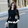 Suéter de punto patchwork negro único y exquisito para mujer, primavera, otoño, invierno 2026, nicho, no repetitivo, elegante, femenino, suéter entallado