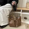 Bolso Tote Retro Casual 2026 Moderno de Moda para Viajes de Trabajo Primavera Verano Nuevo Estilo Maillard Gran Capacidad Bolso de Hombro