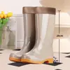 Botas de lluvia de goma negras de caña alta con forro de felpa, cubrezapatos impermeables, protectores de zapatos de goma, botas de agua, botas cortas de cocina para mujer, cálidas