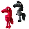 2026 Mascote Cavalo Preto Pelúcia Animal Barraca Display Bolsa Chaveiro Acessórios de Vestuário Atacado Boneca Pequena