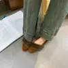 []Zapatos de tacón de cuña estilo Chanel con punta cuadrada de ante y pelo de conejo para mujer, modelo nuevo 2026 Primavera, estilo francés para combinar con faldas