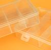 Caja de plástico transparente rectangular fija vertical de 6 rejillas con lentejuelas de peces falsos, muestra de aparejos de pesca, componentes electrónicos, caja de embalaje, hardware