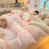 Edredón de Felpa Grueso de Doble Cara para Invierno al por Mayor, Ropa de Cama de Felpa de Leche y Felpa de Cordero, Edredón para Persona Doble de Hogar para Cuatro Estaciones, Núcleo de Edredón Individual para Dormitorio