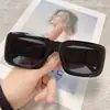 Gafas de Sol Retro Color Caramelo Montura Azul Moda para Mujer Montura Generosa Forma Cóncava Protección Solar Gafas de Sol Modernas Geniales para Viajes de Verano