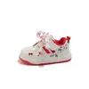 Sapatos para Bebês e Crianças Pequenas Primavera e Outono para Meninos e Meninas 2026 Novos Tênis de Bebê Antiderrapantes com Solado Macio Tênis Esportivos da Moda Vermelhos
