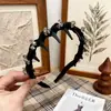 Diadema de terciopelo estilo francés con pedrería y diseño de ola para mujer, con corona alta, adelgazante del rostro, pinza para el pelo antideslizante con dientes para cabello suelto
