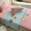 Dibujo Animado Perro Azul Waffe Set de Tres Piezas Esterilla de Seda Helada Gorro de Cama Esterilla con Bordado para Aire Acondicionado Lavable a Máquina Plegable