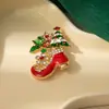 Broche Creativo de Dibujos Animados con Cascabel Navideño y Lazo, Diamante, Corsage de Alta Gama, Alfiler Lindo de Goteo de Aceite de Reno para Mujer