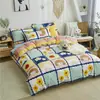 Nuevo engrosado lijado cuatro piezas dormitorio estudiantil tres piezas simple agradable a la piel funda de edredón sábanas ropa de cama al por mayor