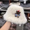 Ursinho de Pelúcia Fofo com Chapéu de Pescador para Mulheres, Chapéu Bucket Quente para Outono e Inverno com Circunferência da Cabeça Grande, Espessado e com Toque de Luxo