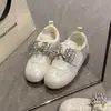Zapatos de Entrenamiento Alemanes para Mujer con Suela Gruesa, Aumentadores de Altura, Lazo Plateado con Pedrería, Novedad Tendencia Primavera 2026, Versátiles y Cómodos Zapatos de Mujer