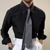 Camisa de Rayas para Hombre Estilo Casual de Negocios de Alta Gama Anti-Arrugas Ligero Maduro Botón Oculto Camisa sin Planchar Gentleman Británico Casual