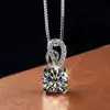 Venta caliente en vivo collar de moissanita simulada de 2 quilates cadena para clavícula de mujer ocho corazones ocho flechas colgante de circonita cúbica joyería