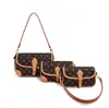 Al por mayor 2025 Nuevo Bolso de Hombro Lujo Ligero Retro Moda Bolso Cuadrado Pequeño Bolso Cruzado de Moda Baguette Cuerno Bolso de Viaje para Mujer
