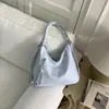 Bolsas Retrô Transfronteiriças, Bolsas Tote Coreanas de Nicho para Mulheres, Novos Modelos Transfronteiriços, Bolsas de Ombro Simples Casuais de Grande Capacidade para o Dia a Dia