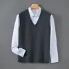 Chaleco nuevo engrosado de otoño e invierno 100% lana, top casual sin mangas de cuello en V para hombre, suéter de cachemira