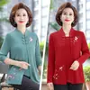 Nueva moda de otoño, camiseta estilo mamá bordada, elegante diseño de dos piezas, manga larga, corte holgado y favorecedor para mujeres de mediana edad y mayores