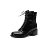 Botas Martin retro britânicas elegantes e estilosas com cadarço, salto grosso de 5,5 cm, disponíveis em preto e marrom, bico redondo, botas curtas versáteis e confortáveis