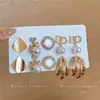 Pendientes Redondos de Perla con Diamantes y Tachuelas Plateadas, Lujo Ligero, Moda de Alta Gama, Diseño Elegante y Único, Joyería de Oreja Exquisita de Nicho