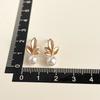 Pendientes de amor metálicos mate para mujer, aretes geométricos irregulares retro franceses, joyería avanzada para el oído medio