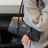 Bolsa Pequena Retrô de Luxo Outono e Inverno para Mulheres 2025 Nova Versátil Bolsa de Ombro Axila Moda Bolsa Satchel Bolsa Baguette