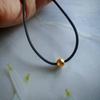 Gargantilla de cuello corto para mujer, estilo Harajuku japonés y coreano, con cadena de clavícula de cuero negro y tubo de metal.
