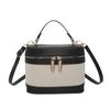 Bolsa Balde Casual Portátil Estilo Coreano Feminina 2025 Nova Moda Moderna Costura em Cores Contrastantes Têxtil Ombro Transversal