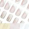 Modelo de Comercio Exterior Más Vendido: Uñas Postizas de Presionar, Estilo Suave Nude con Bordes Blancos y Brillo, Cuadradas Mediano-Cortas, Kit de 24 Piezas, Venta al por Mayor