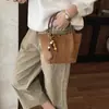 Bolso tote de tela cepillada transfronterizo para mujer, nuevo modelo 2026, bolso de hombro o axila de nicho vintage de alta calidad