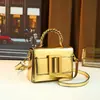 Bolsa Quadrada Pequena Estilo Hong Kong Retrô para Mulheres 2025 Nova Moda Estilo Coreano Fivela de Cinto Bolsa de Mão Cor Pura Bolsa de Ombro Único Transversal