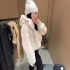 En Stock Modelo Nuevo Otoño e Invierno Al*24, Estilo Kendall Jenner Chaqueta Corta con Capucha y Cremallera Puff de Lana de Cordero
