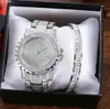 Reloj de Cuarzo con Correa de Acero Full Diamante Elegante, Moderno, Lujoso y de Moda + Pulsera (2 Piezas/Set) Joyería de Diamantes