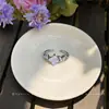 Anel Aberto Simples de Flor de Zircônia Super Brilhante Anel de Dedo Indicador de Personalidade de Nicho de Alta Qualidade Joia de Mão Versátil Exquisita