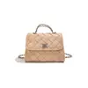 Bolso de mujer transfronterizo 2026 primavera-verano nuevo estilo bolso de mano pequeño inspirado en Chanel, moderno bolso de hombro y bandolera con cadena acolchada