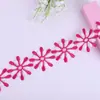 Explosión de fábrica serie flor caliente bordado encaje accesorios de ropa color DIY poliéster código de barras encaje soluble en agua