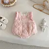 Ropa Holgada Súper Linda para Bebé 2025 Nuevo Invierno Mono Acolchado Dulce para Bebé Ropa Engrosada para Recién Nacido Moderna