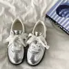 Zapatillas de Entrenamiento Alemanas Color Plata para Mujer, Nuevas Zapatillas Blancas con Cordones Primavera y Otoño 2026, Zapatos Femeninos Retro de Nicho, Zapatillas Casuales Versátiles