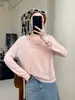 Nueva colección de principios de otoño de 2026: Top de punto con cuello en V, diseñado para un look en capas, para mujer, estilo coreano, corte holgado y efecto adelgazante, número de estilo 25663