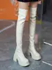 Botas de Salto Grosso Acima do Joelho para Mulheres, Botas Elásticas Aumentadoras de Altura com Solado Grosso, Novo Estilo de Outono, Tamanhos Pequenos e Grandes, Aparência Emagrecedora, Botas Longas Brancas para Mulheres
