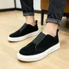 Sapatos Masculinos Slip-On de Couro Macio de Alta Qualidade, Tendência Versátil, Moda, com Solas Grossas, Aumento de Altura, Estilo Simples, Sapatos Color Block