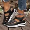 Novas sandálias plataforma femininas de tamanho grande para comércio exterior, com velcro e design vazado, estilo esportivo respirável.