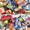 Simulación de comida y juego: minibotella de vino, modelo de botella de bebida, accesorios de joyería DIY, adornos de lata de resina con pegamento en miniatura.