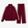 Conjunto de roupas esportivas da moda para primavera e outono para homens e mulheres, com design de três listras, vestuário atlético casual, conjunto de corrida cross-border, cardigã e calça comprida, um conjunto de duas peças