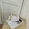 Bolsa Boston casual versátil de grande capacidade para mulheres, nova bolsa tiracolo vintage 2026, bolsa almofada moderna e estilosa