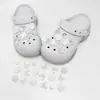 Nuevos dijes para zapatos estilo Bosque de Primavera y Verano con Flores de Cerezo y Melocotonero para Zuecos de Delfín Pequeño, Zapatillas Rosas para Niña Accesorios DIY