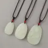 Pequeño Colgante de Jade Hetian para Hombres y Mujeres, con el Bodhisattva Samantabhadra, Avalokiteshvara de las Mil Manos y Manjushri, las Deidades Guardianas del Zodíaco Dragón