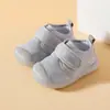 Zapatos Nuevos para Bebé y Niño Pequeño de Primavera y Otoño Zapatos para Niños y Niñas Zapatos para Bebé Transpirables a Prueba de Patadas Suela Suave Zapatos de Tela de Algodón