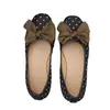 Zapatos mocasines casuales transfronterizos talla grande 2026 con corte bajo, lunares, punta redonda, moño, suela plana para mujer, modelo nuevo